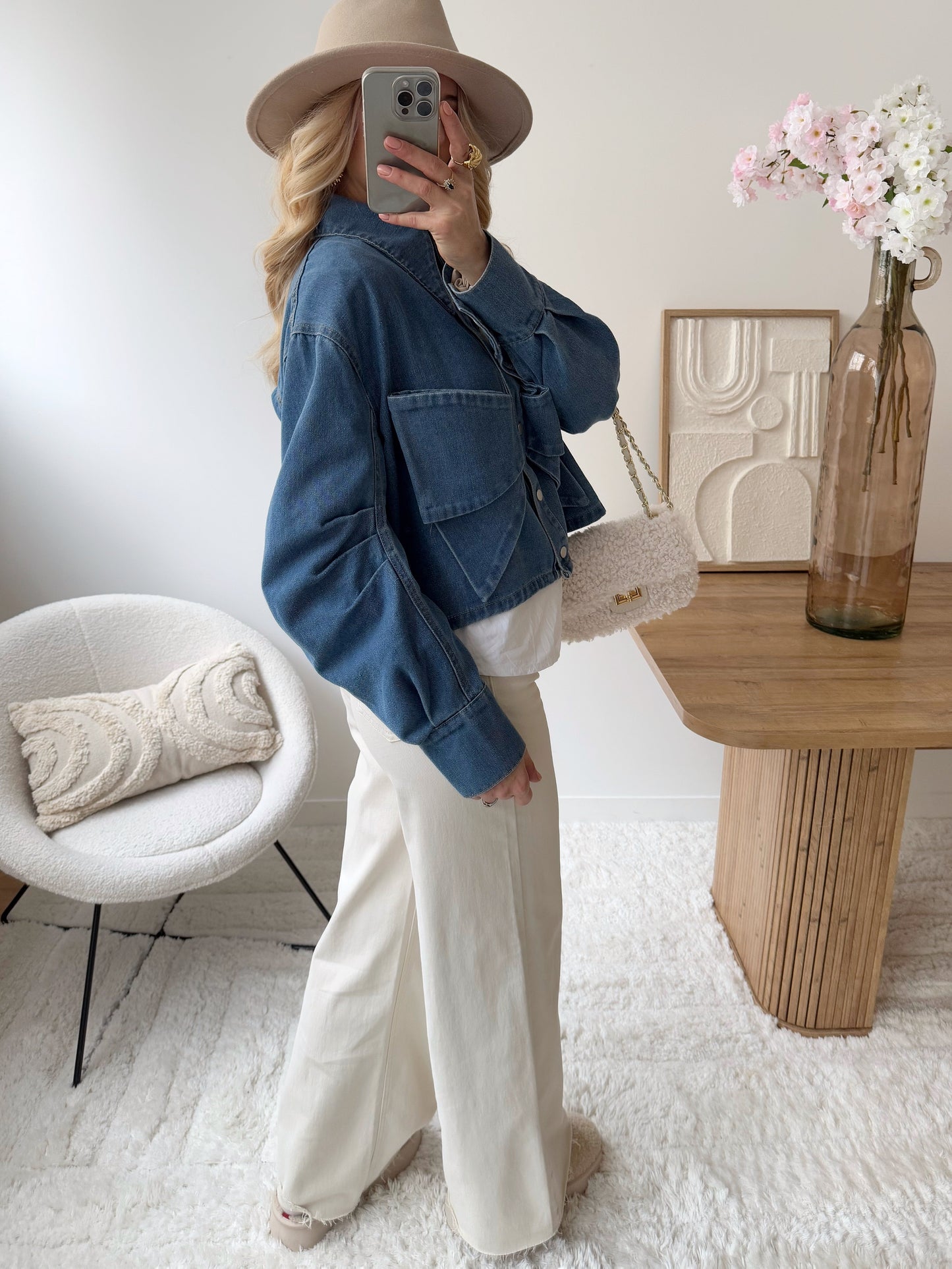 BEE beige straight cut high waist jeans